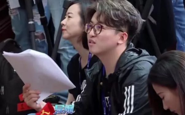真人秀工作人员为何不能露脸跑男导演姚译添说出原因粉丝炸了