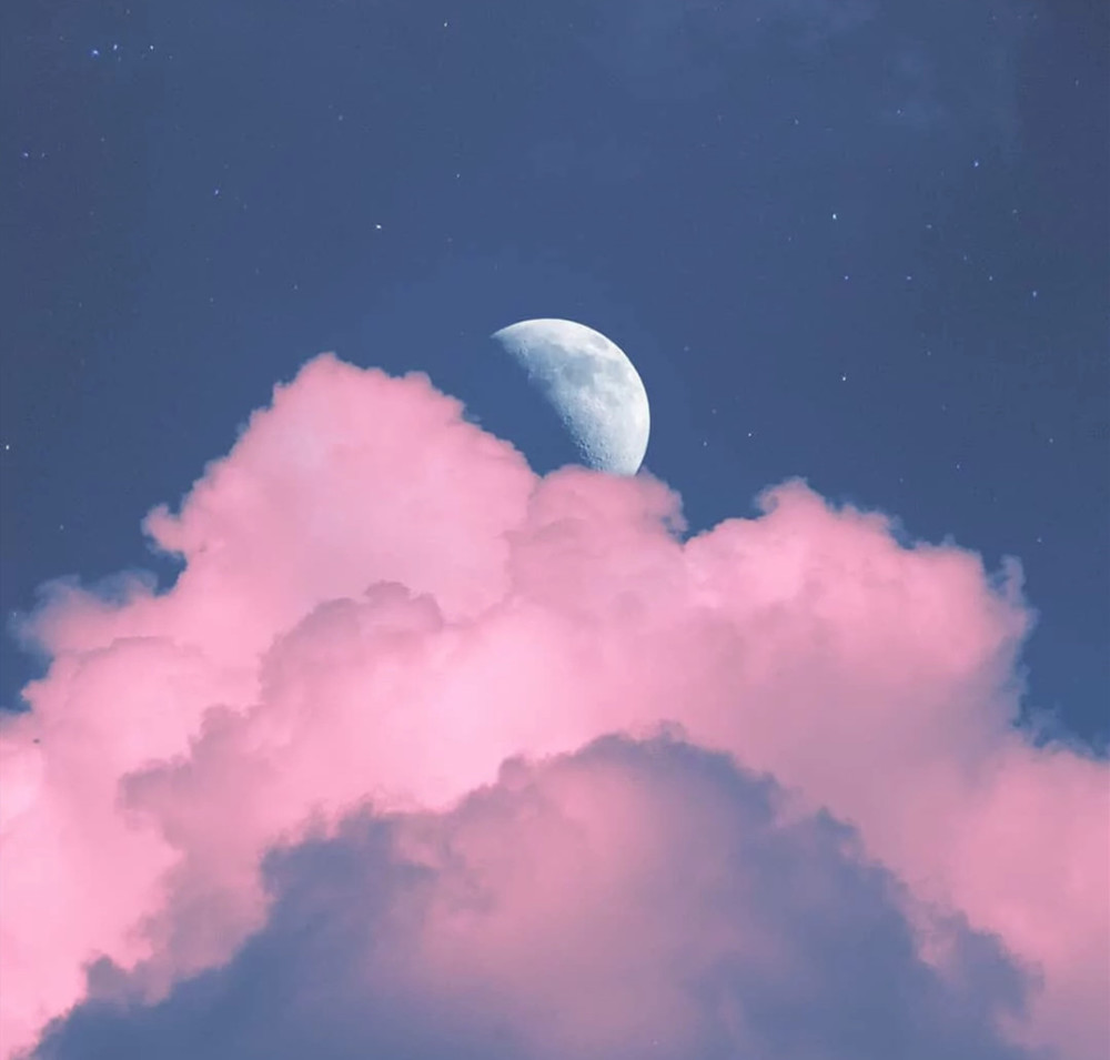 背景图:我见过最温柔的笑脸,是粉红色的云朵和甜甜的