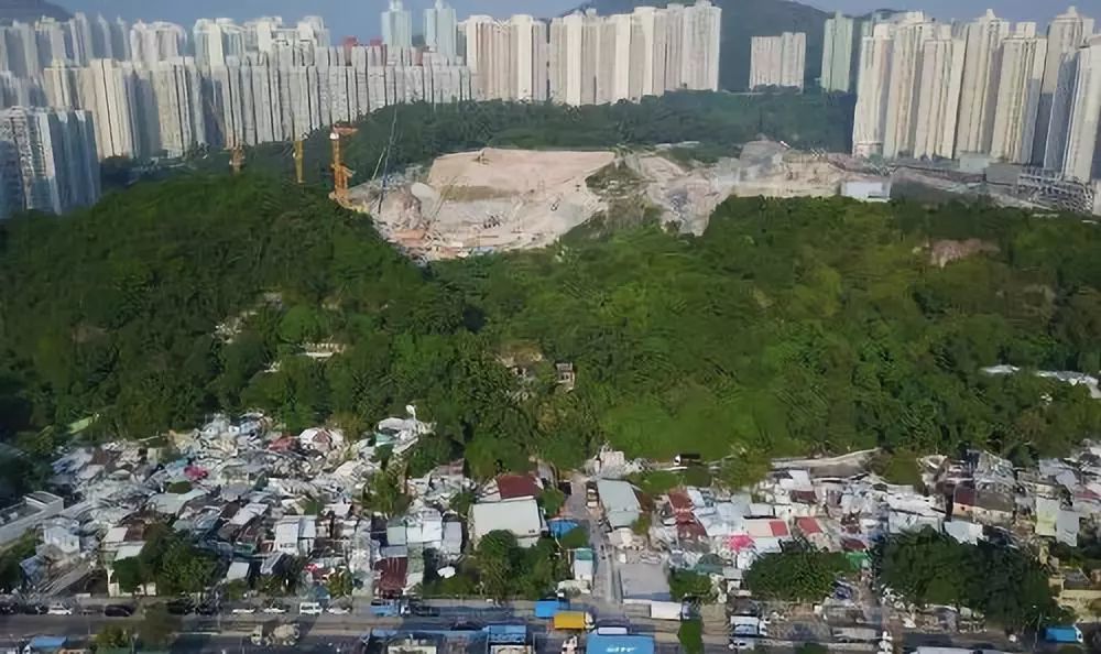 茶果岭:"蜗居"都市的香港寮屋村