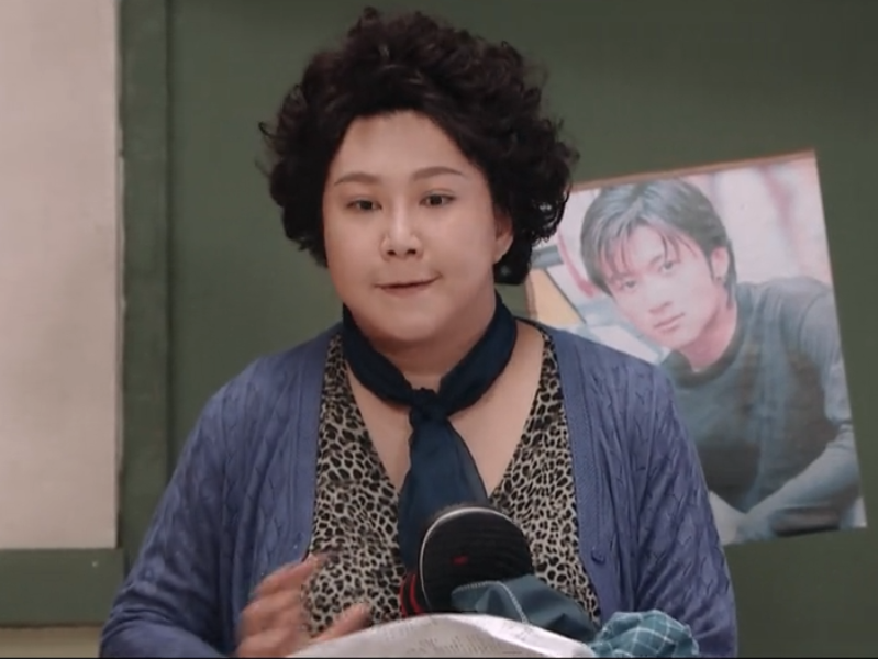 演员请就位:张铁林与范湉湉同为助演,有谁注意到李少红的称呼?