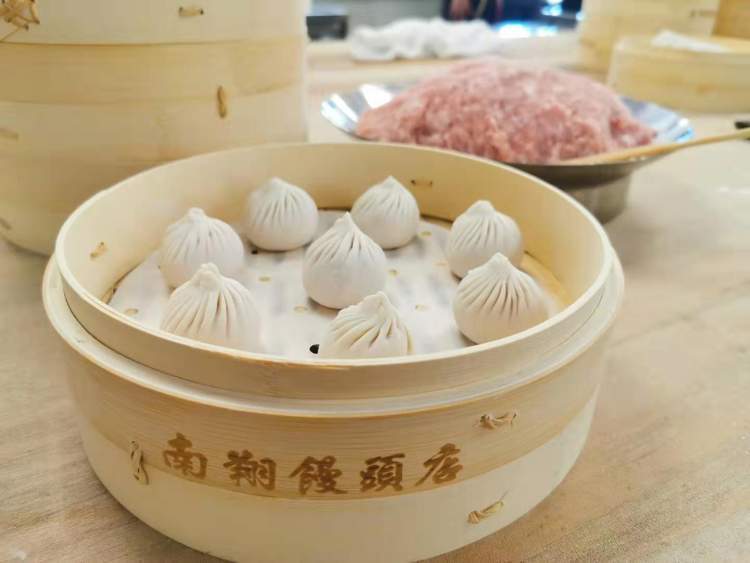 南翔馒头店传统鲜肉小笼馒头