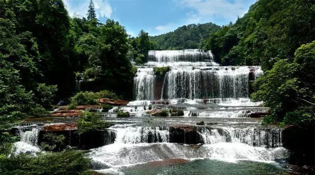 泸州旅游去这里:黄荆老林风景区