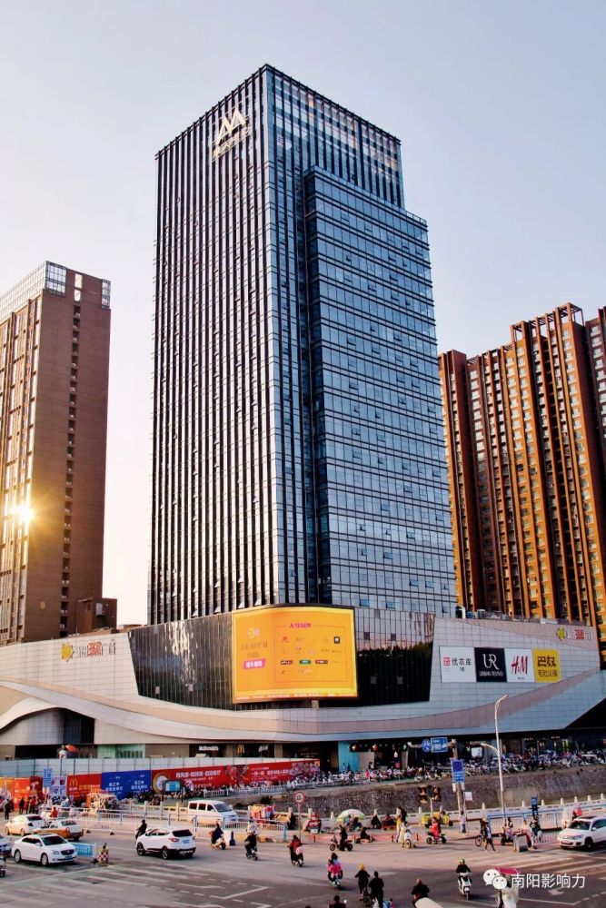 摩根360商业步行街效果图 在新田360广场摩根街的一天,可以怎样度过?