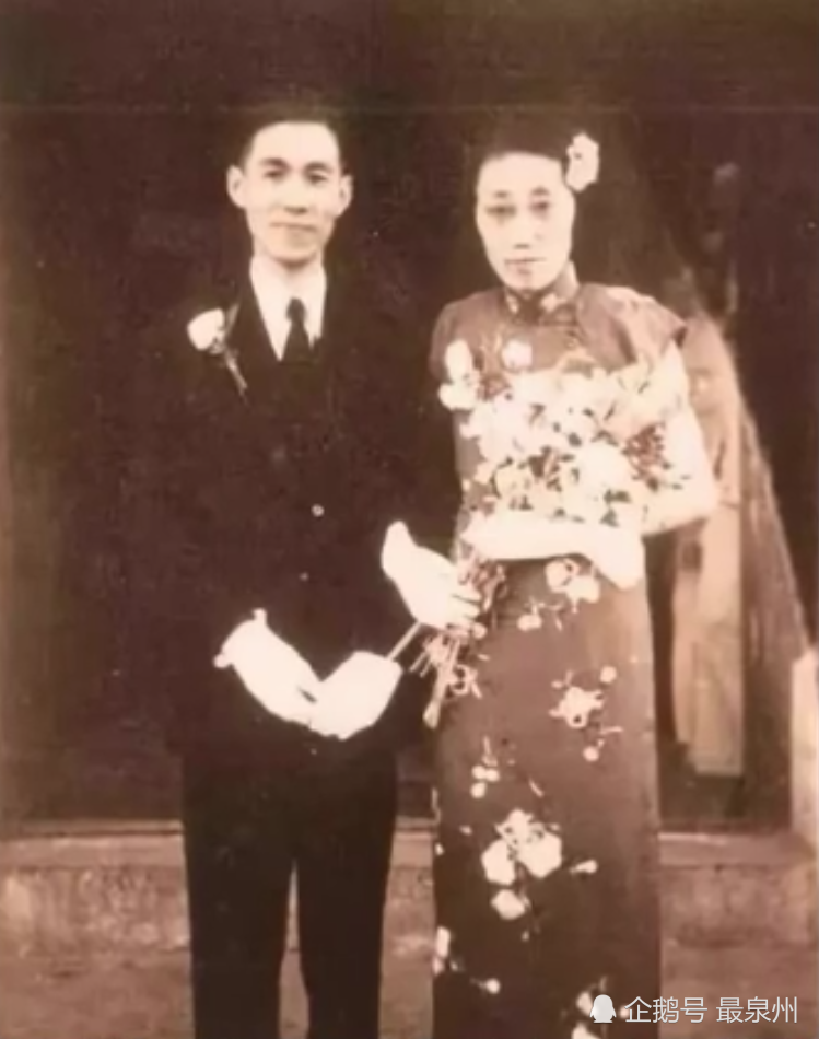 张文裕,王承书夫妇 婚照