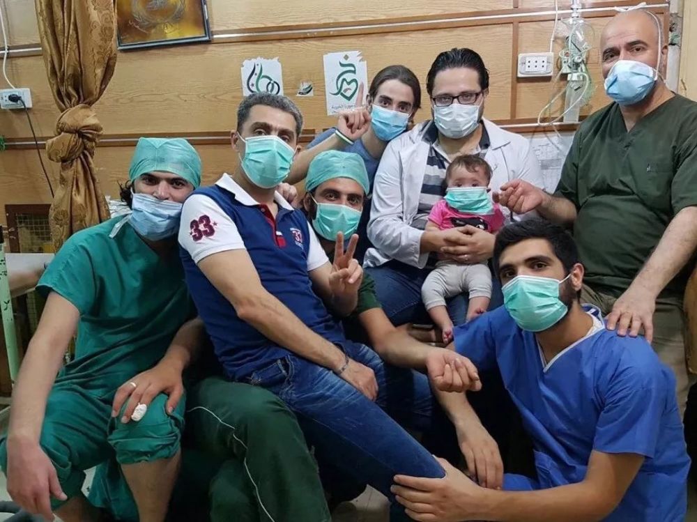我们希望各方停止一切对医院的轰炸,也希望把叙利亚的危机再次带回