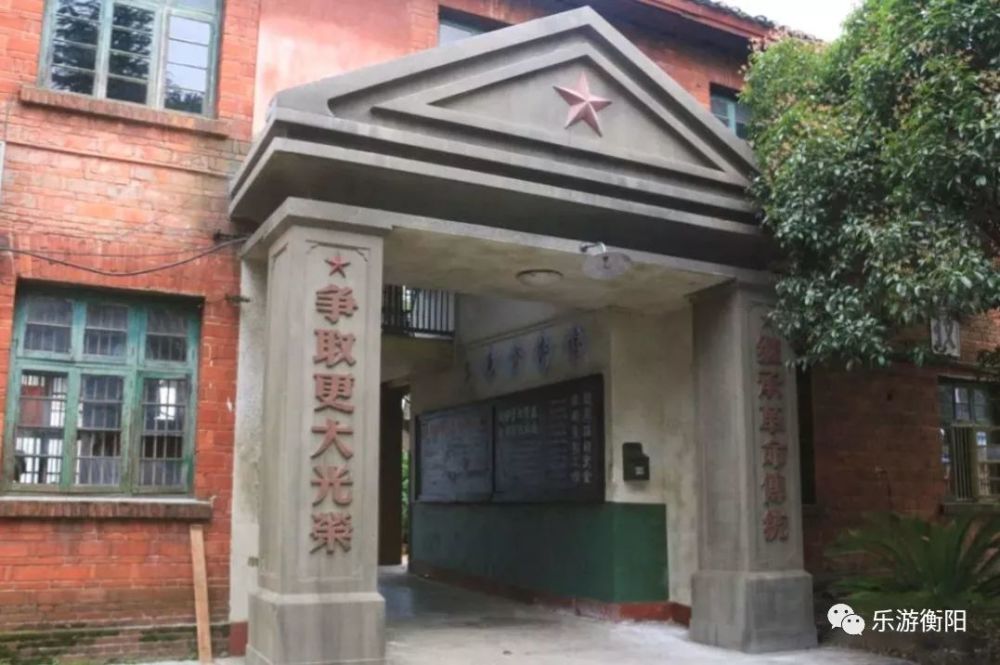 前在衡阳开机的电视剧《奔腾年代》正在南岳取景拍摄