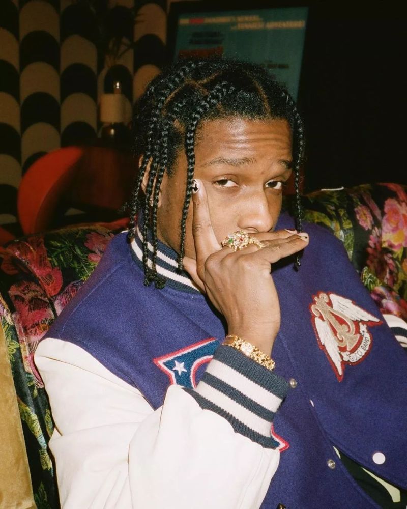 壁纸丨a$ap rocky 最近又做了什么靓指甲?