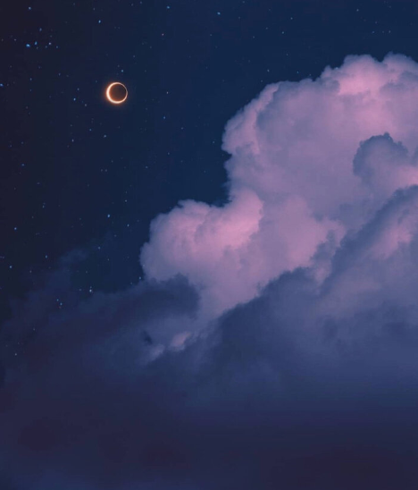 意境·梦幻·背景图:月亮坠入不见底的河,星星垂眸惊动来舸