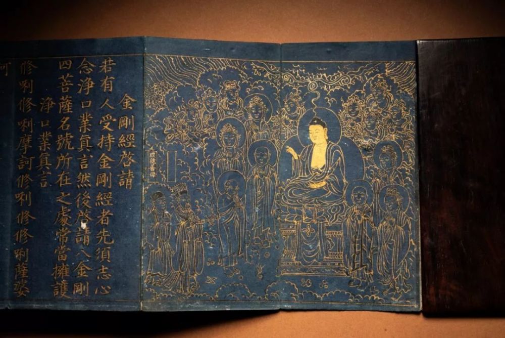 栖霞古寺举办佛经法宝大展 20余卷敦煌写经亮相