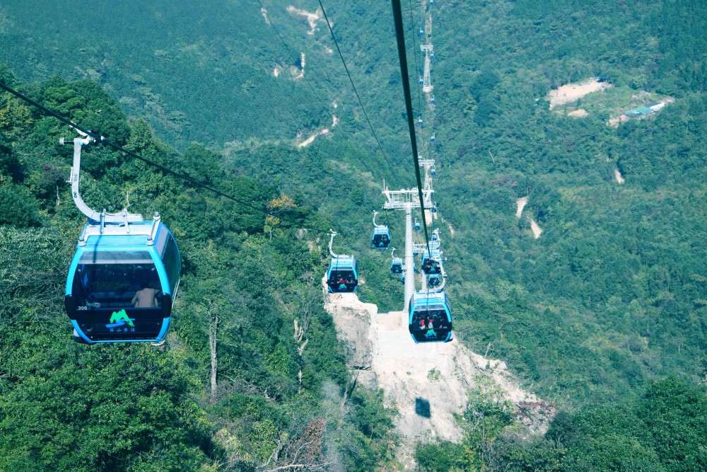莽山·五指峰景区:感恩宜章99元包游 三天游客逾万人次