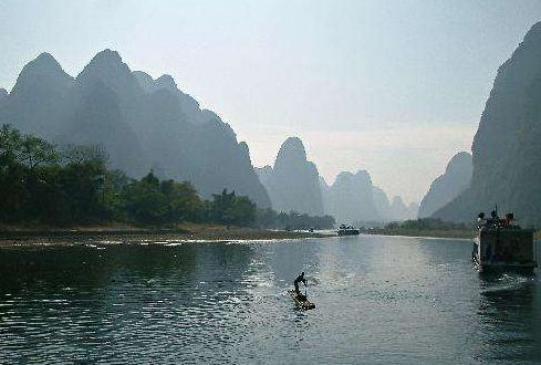 张家界、桂林集体失宠，旅游业大变天，背后的逻辑在哪里？