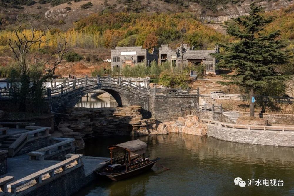 金秋时节,带你领略院东头峙密山居——藏在深山里的