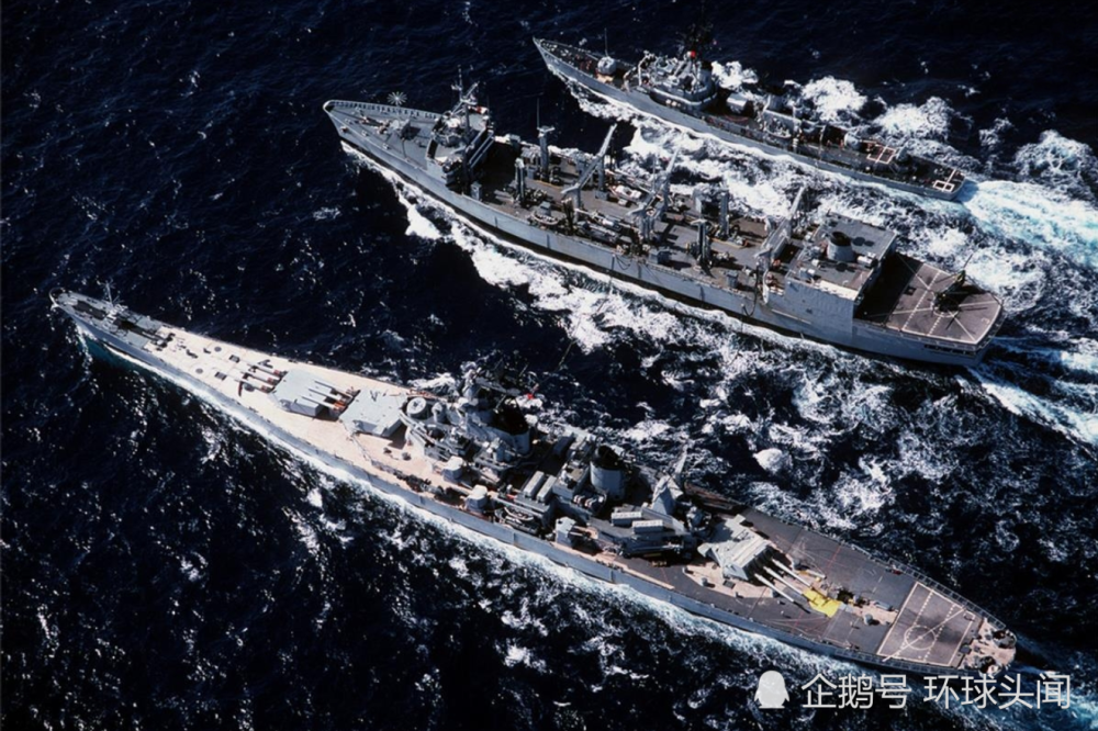 美军战列舰与4万吨补给舰和驱逐舰尺寸大对比,大出一大截!