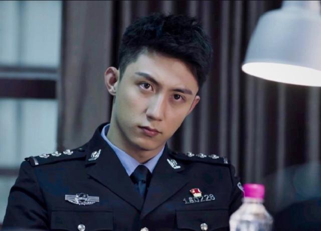 黄景瑜因《破冰行动》提名华鼎奖最佳男演员,并非所谓的实至名归