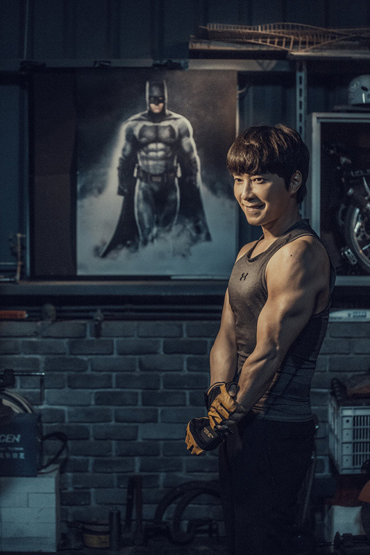 邰正宵《自备太阳》首播 王子擂台变绿巨人浩克