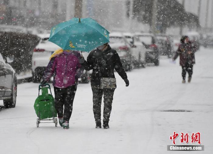 中国气象局：“春运”初期将有较大范围雨雪天气