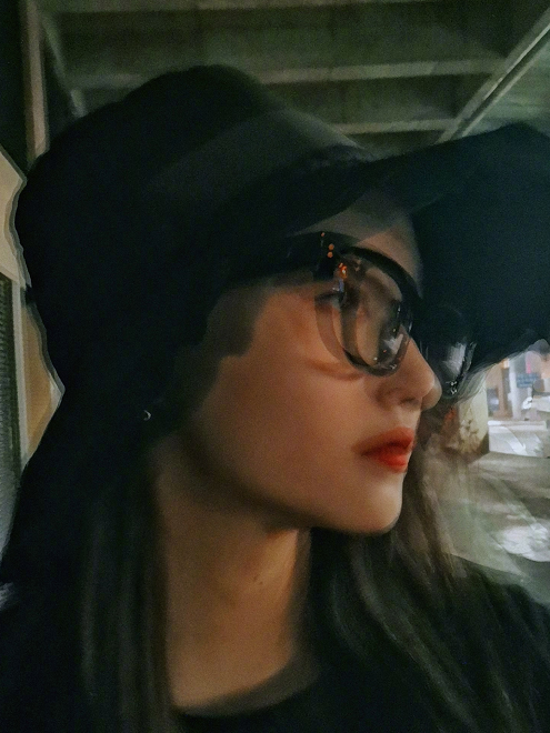 看见她的港风照后