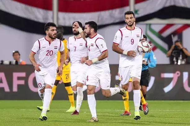 卡塔尔杯足球直播_海湾杯卡塔尔巴林_卡塔尔世界杯哪个国家退赛了