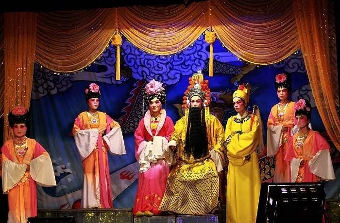 高甲戏,闽南地方传统戏曲的典型代表