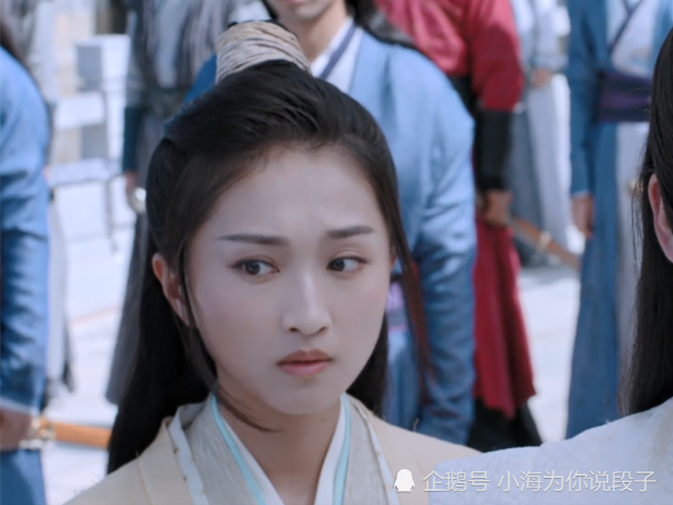 《陈情令》绵绵终于对"深v吊带裙"下手了,她抬手那刻,摄影师都不淡定