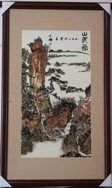 东至的他用树皮作画,还获奖无数!背后的秘密是什么?