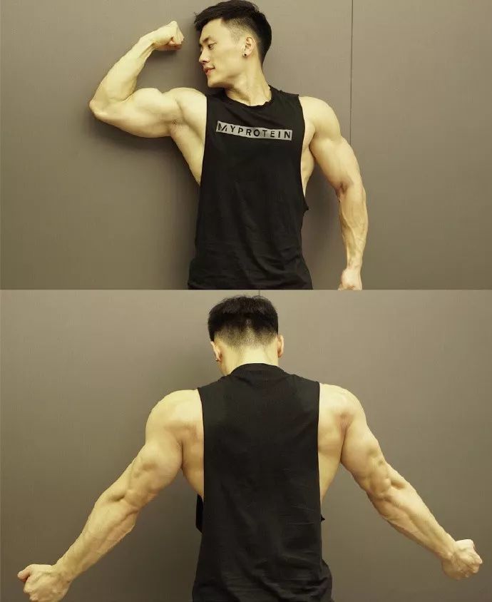 陈玉坤常常会去健身房撸铁,深蹲 这也成为了他调节心情的一种方式