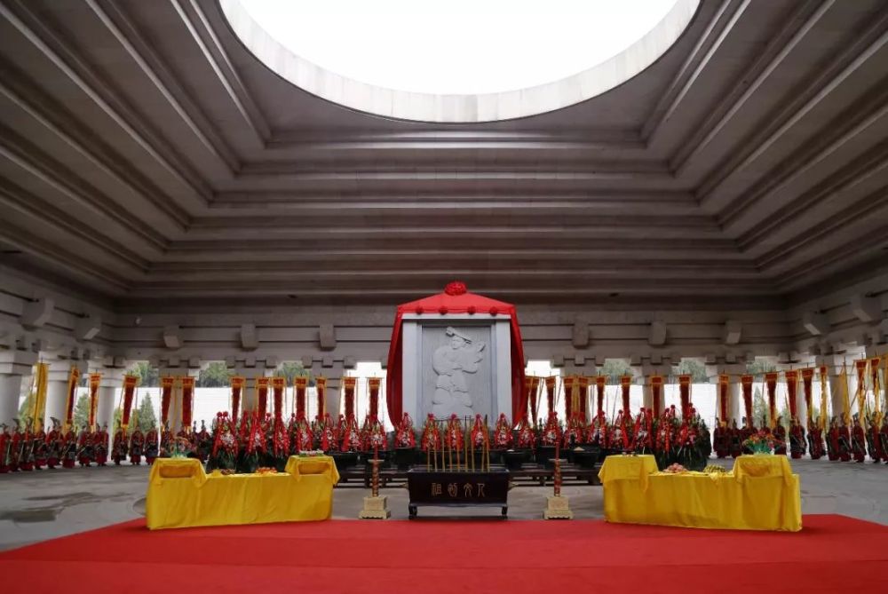 "李惠民介绍"了解公祭"板块重点介绍黄帝陵文化背景,公祭黄帝历史