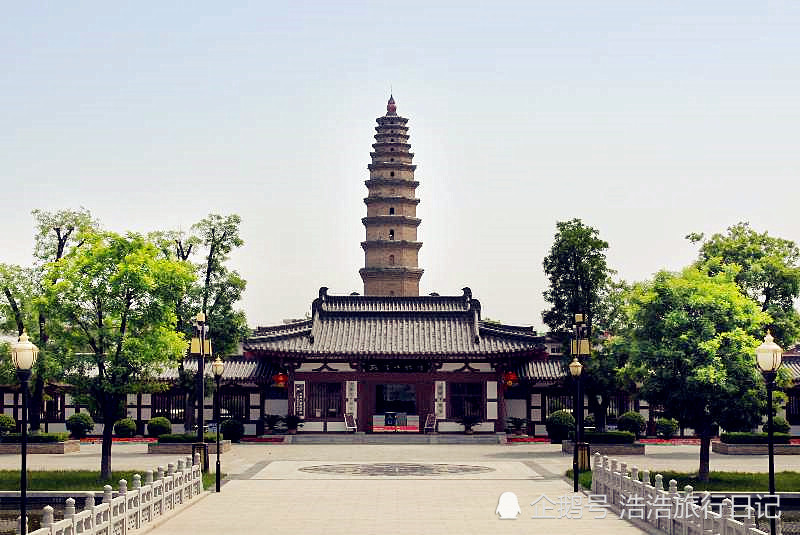 西安高陵有一座唐代古塔"昭慧塔,著名的"三绝碑"也在这里,相映成辉