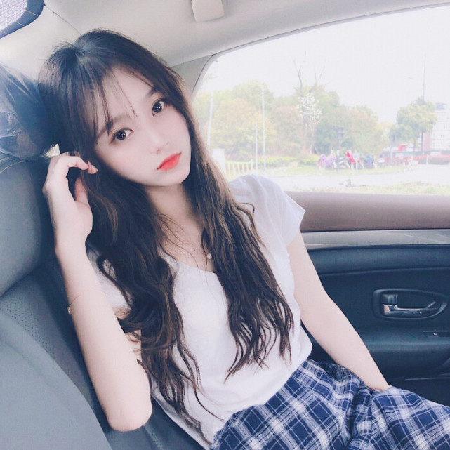 治愈系超in优质女生头像:偶尔听到你的消息还是会心颤