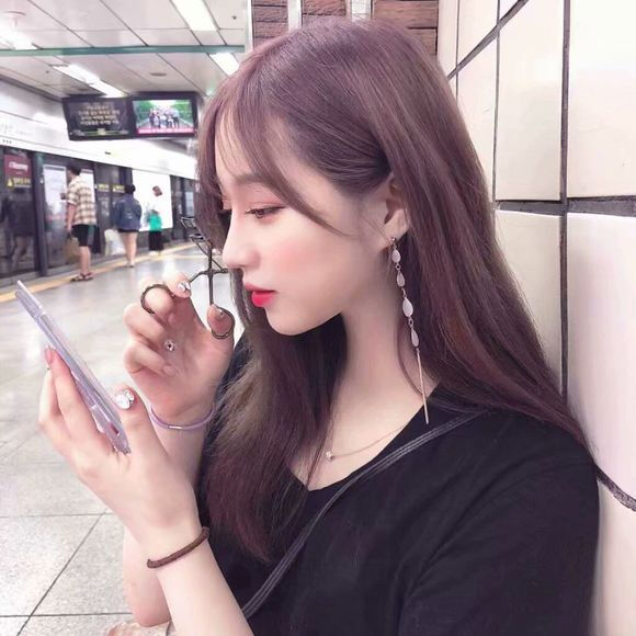治愈系超in优质女生头像:我们恰恰是因为在乎太多,所以总是无法释怀
