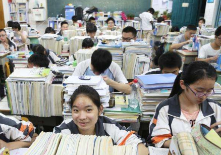 学生时代,教室里这3个"vip位置",全坐过的铁定是"大佬"
