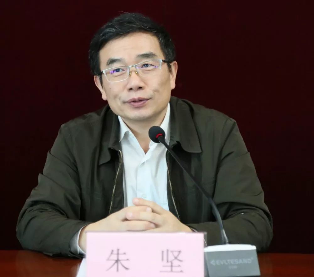 太仓市卫健委副主任朱坚致辞