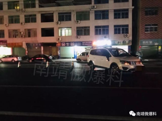 昨晚南靖这条路发生了这样的交通事故!