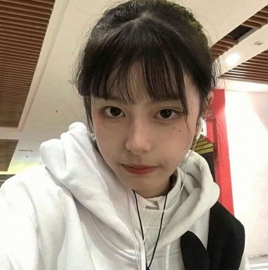 女生长期"素颜"和长期"化妆"有什么区别,这三大表现,结果一目了然!