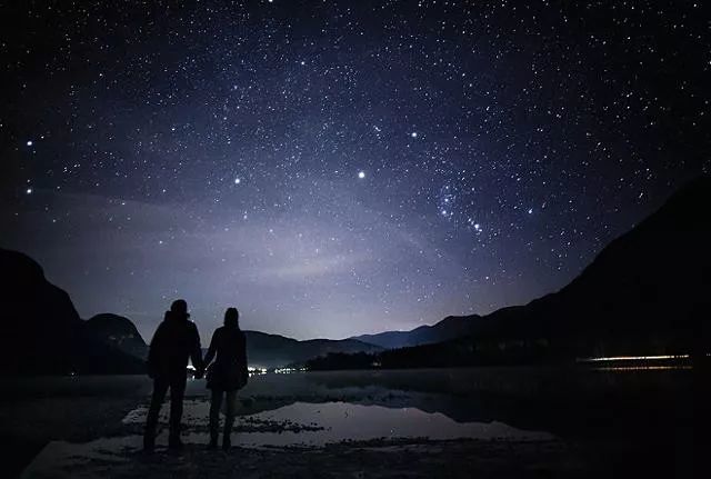 楼观的夜空开挂了,最美"星月神话"刷爆朋友圈!