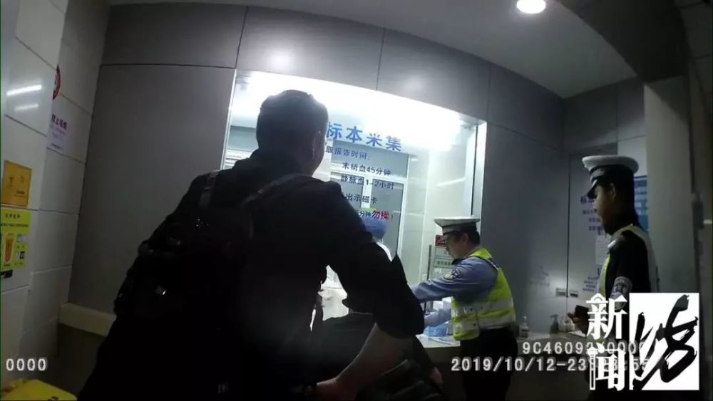 醉酒后被老总_女生醉酒后被抬宾馆