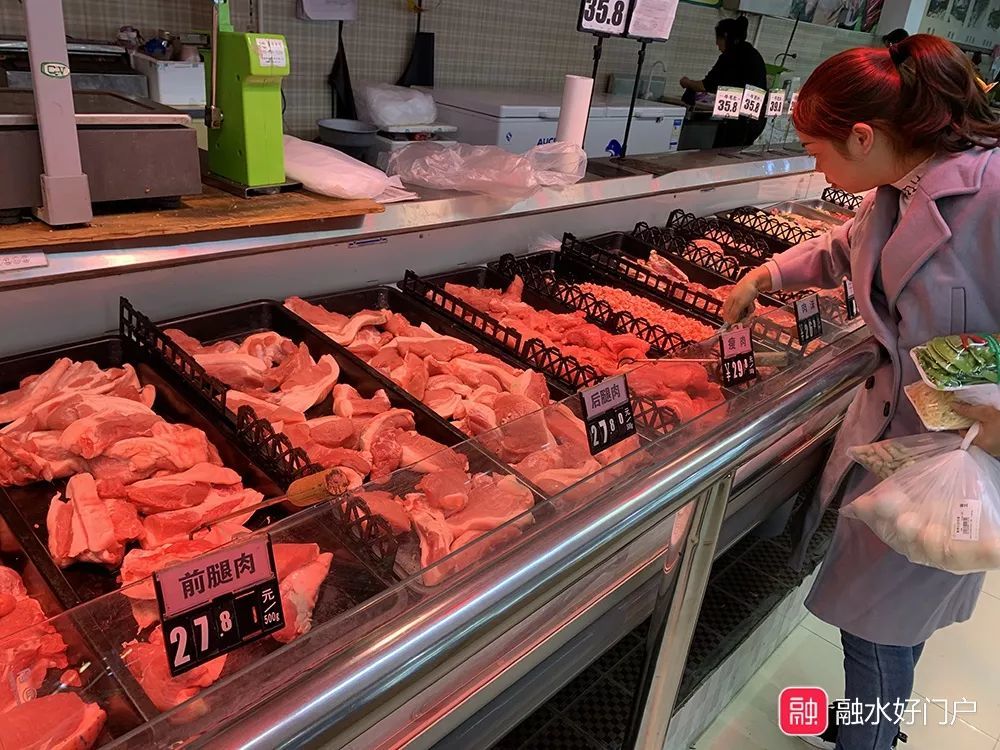 融水品牌猪肉降一点了!过年扣肉,香肠有价格牛奶新着落图片