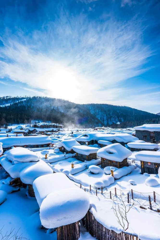 长达七个月的积雪期,让这里的雪成了中国最梦幻的一片存在.