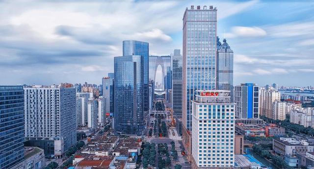 苏州市经济总量排名_苏州市地图(2)