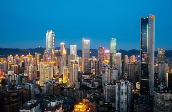 重庆 西安 成都经济总量比较_21年西安经济图片(2)