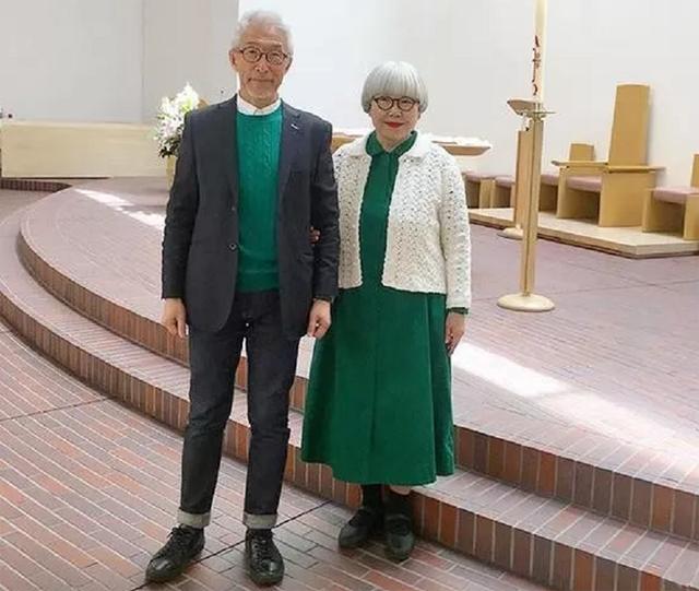 Aj配风衣