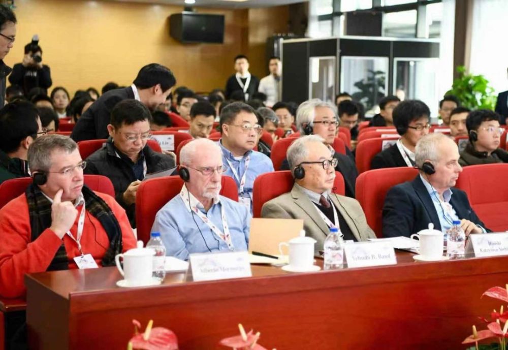 北京量子院明年着重攻坚量子计算和量子通信