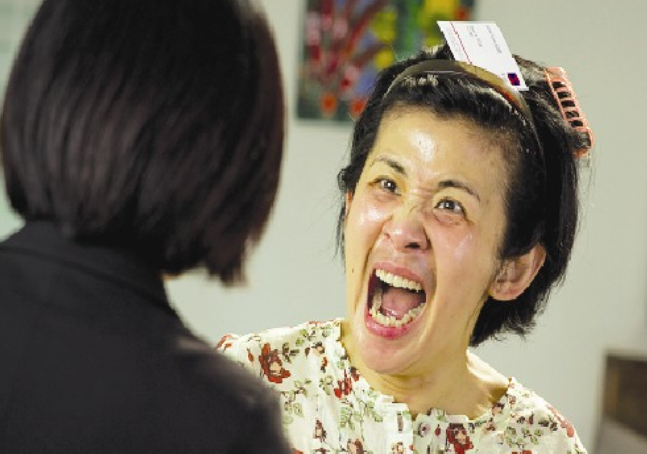 靠演丑女谐星红遍全国却和男友同居15年女儿14岁仍未领证