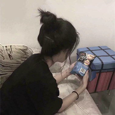 至尊版o原宿风inso微丧头像:"曾经你给的快乐,现在都