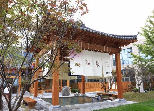 地址:北京市丰台区小屯双林东路8号/东方华地城湿地温泉度假区/东方