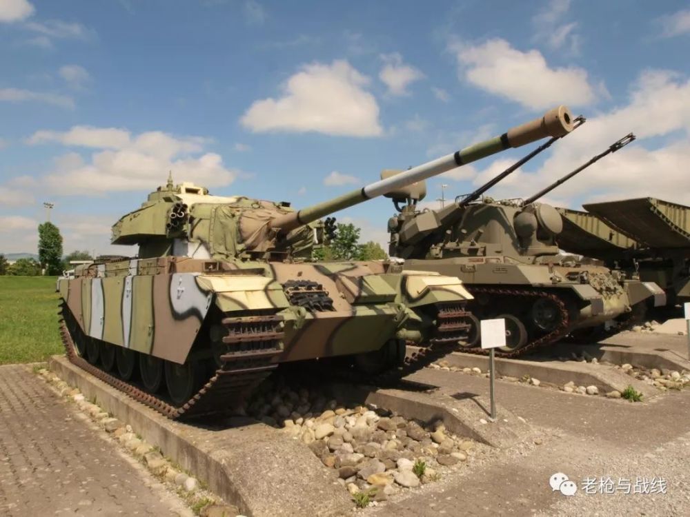 55年购入百夫长mk3和mk5各100辆,命名为panzer 55;57年购入百夫长mk7