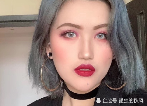 赤木刚宪的欧美妆看腻了?求你瞅瞅她的古装造型,美到心脏咚咚跳