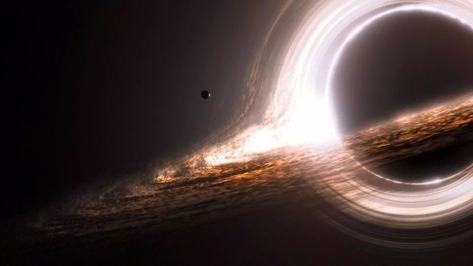 电影《星际穿越》中的恒星级黑洞.图源:interstellar/ r.