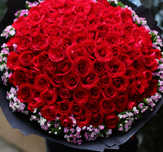 3束玫瑰花,你觉得哪一束代表爱情?测你多久之后会有喜欢的人