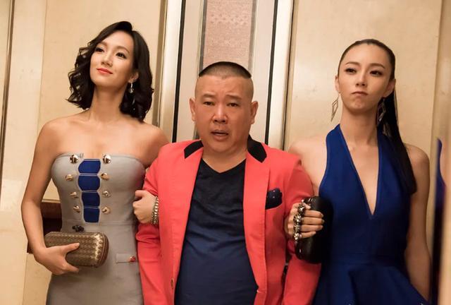 欢乐喜剧人口哨姐资料_李艺彤欢乐喜剧人图片(2)